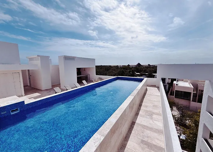 2bd With Private Balcony & Jacuzzi Aldea Zama View Apartment